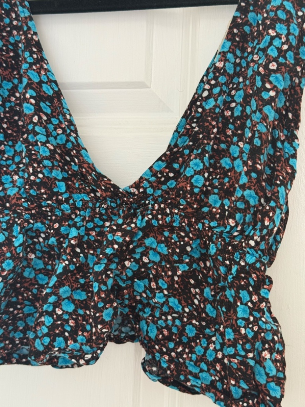Patterned Tank Top - Picture 2 of 4